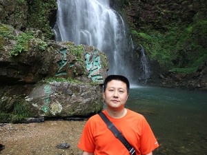 李显杰